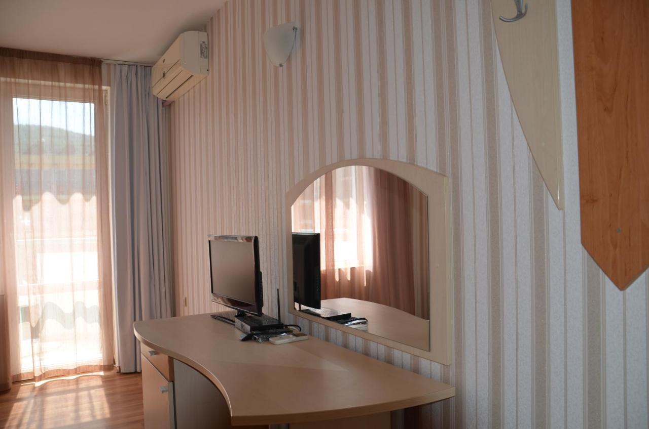 Hotel Sania Obzor Exterior foto